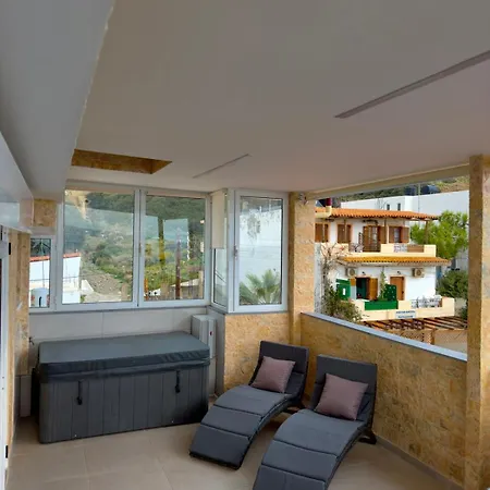 Apartman Filocsenia Luxury Cúcurosz